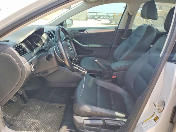 2017 VOLKSWAGEN JETTA SE
