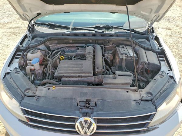 2017 VOLKSWAGEN JETTA SE