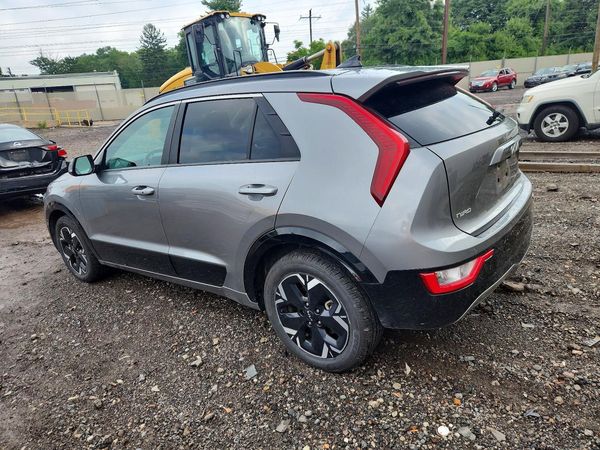 2024 KIA NIRO Wind