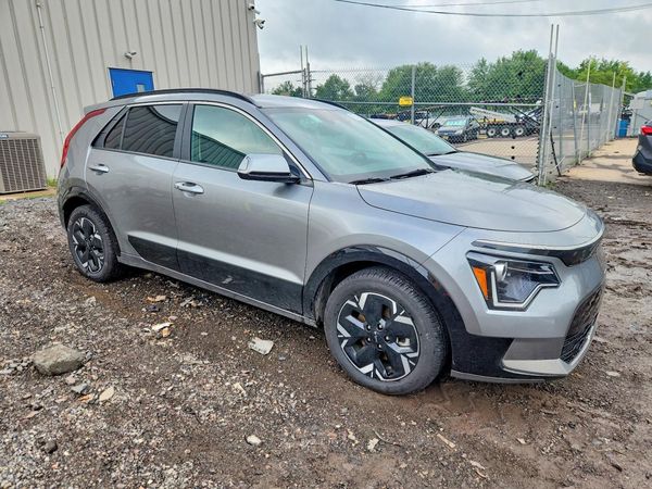 2024 KIA NIRO Wind