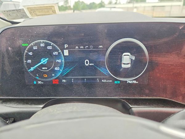 2024 KIA NIRO Wind