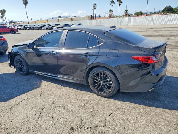 2025 TOYOTA CAMRY