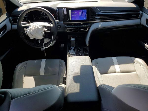 2025 TOYOTA CAMRY