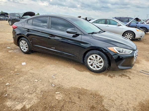 2017 HYUNDAI ELANTRA SE Base