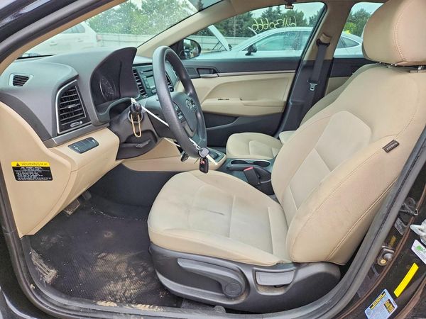 2017 HYUNDAI ELANTRA SE Base