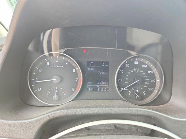 2017 HYUNDAI ELANTRA SE Base