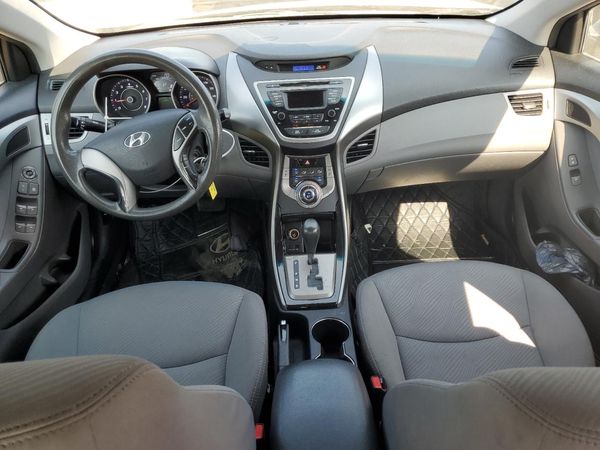 2013 HYUNDAI ELANTRA