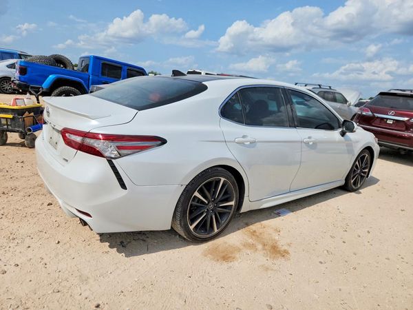 2019 TOYOTA CAMRY
