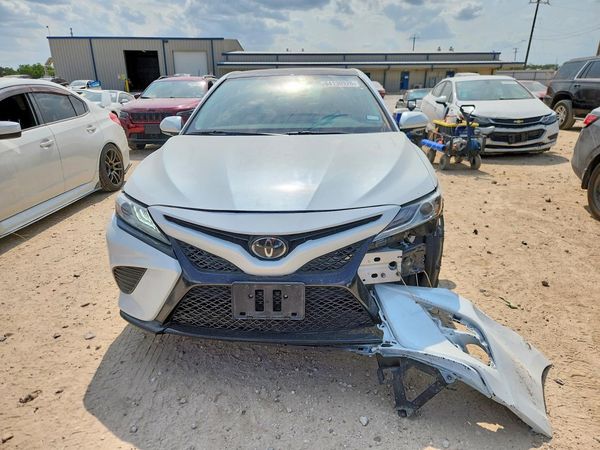 2019 TOYOTA CAMRY