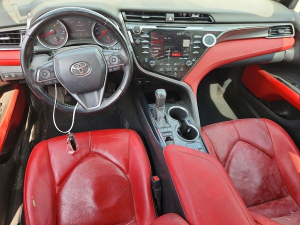 2019 TOYOTA CAMRY