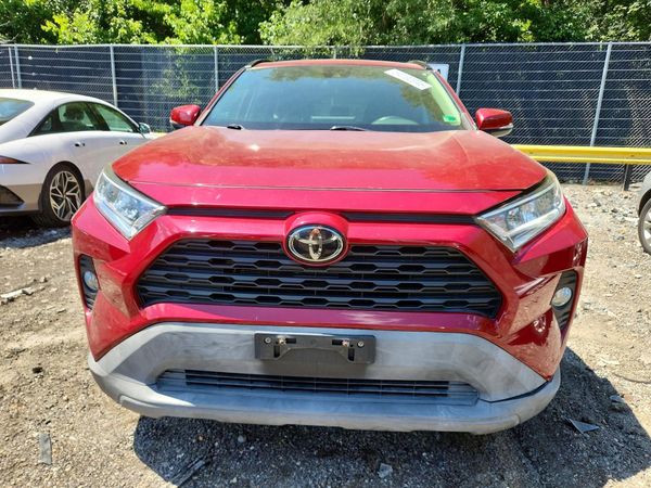 2019 TOYOTA RAV4 XLE / XLE Premium 4WD — DIRF