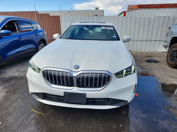 2026 BMW 530
