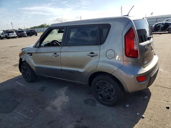 2013 KIA SOUL
