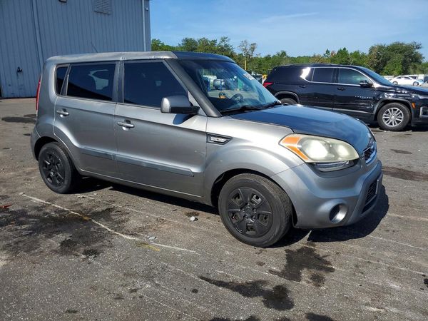 2013 KIA SOUL