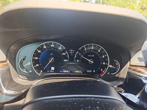 2019 BMW 530