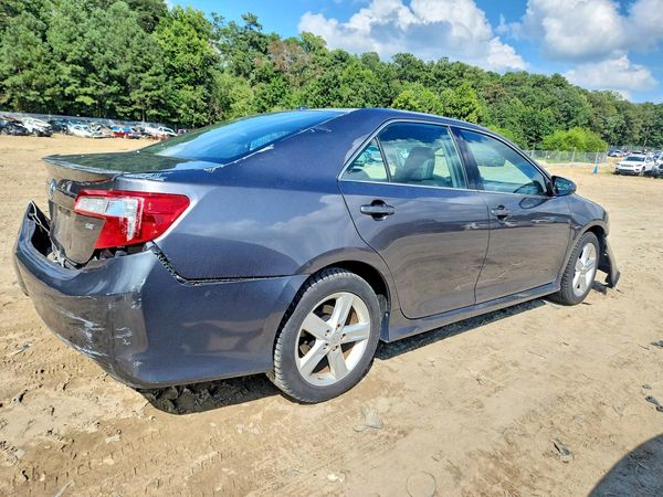 2013 TOYOTA CAMRY