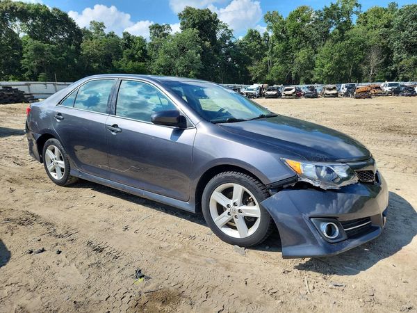 2013 TOYOTA CAMRY