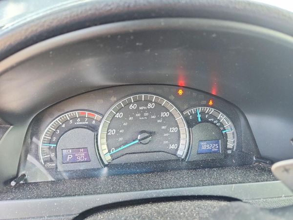 2013 TOYOTA CAMRY