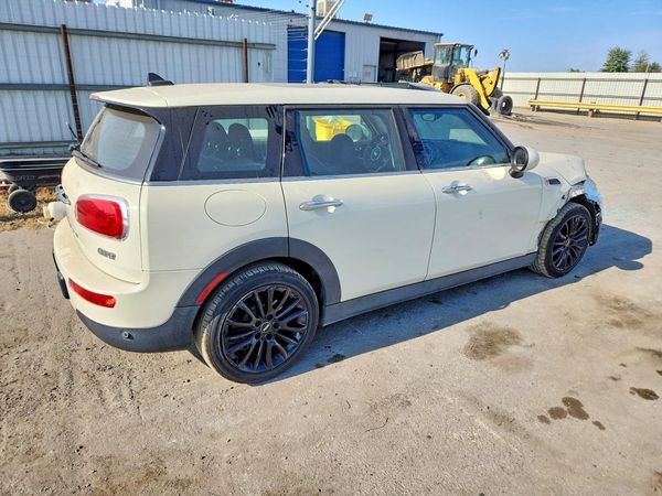 2017 MINI COOPER