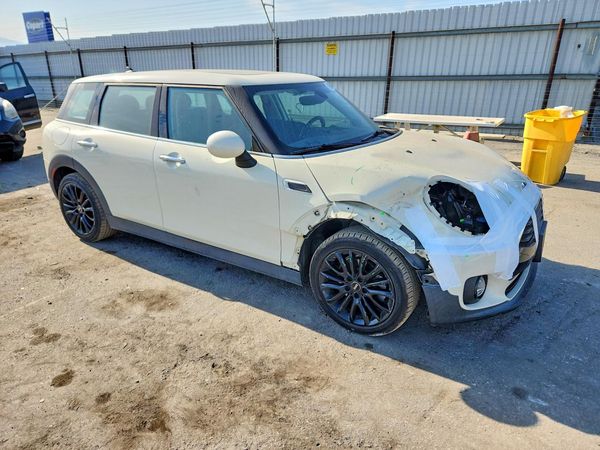 2017 MINI COOPER