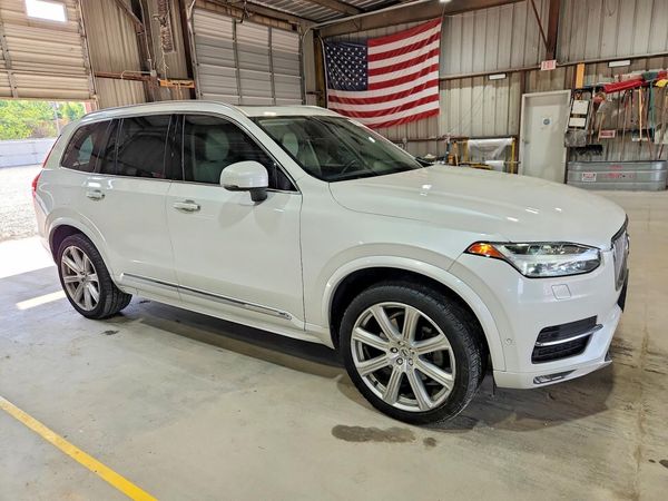 2019 VOLVO XC90 Inscription