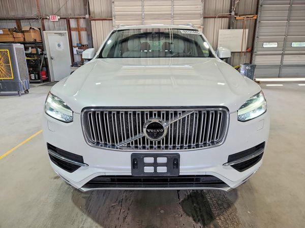 2019 VOLVO XC90 Inscription