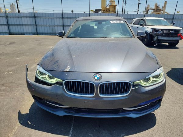 2018 BMW 330E