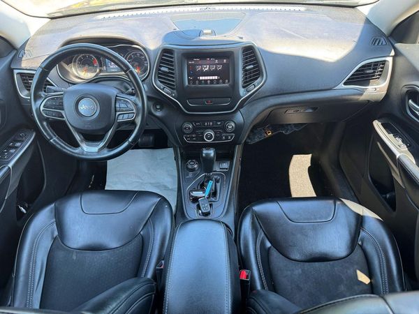 2019 JEEP CHEROKEE LATITUDE PLUS 4X4