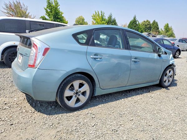 2014 TOYOTA PRIUS