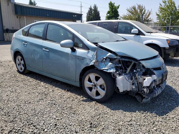2014 TOYOTA PRIUS