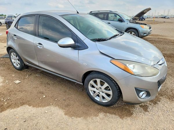 2012 MAZDA 2 Touring/GS