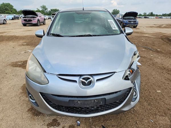 2012 MAZDA 2 Touring/GS