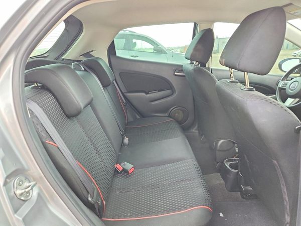 2012 MAZDA 2 Touring/GS