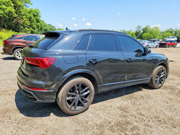 2022 AUDI Q3