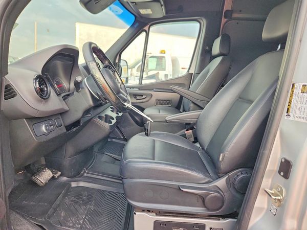 2023 MERCEDES-BENZ SPRINTER 907 (VS30)