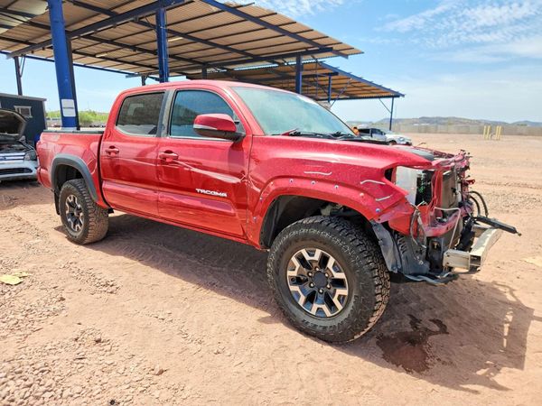 2017 TOYOTA TACOMA