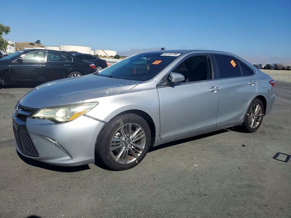 2017 TOYOTA CAMRY