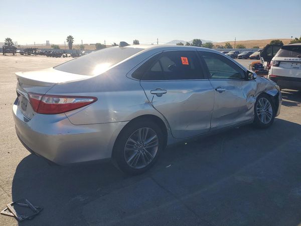 2017 TOYOTA CAMRY