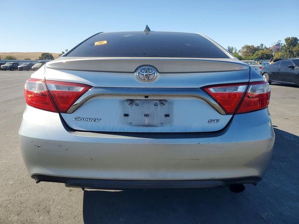 2017 TOYOTA CAMRY
