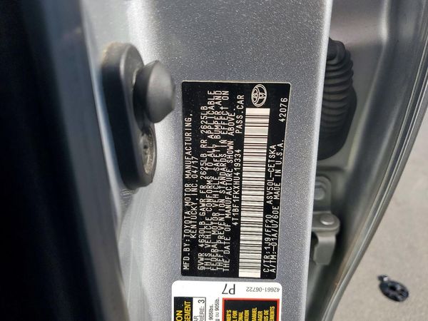 2017 TOYOTA CAMRY
