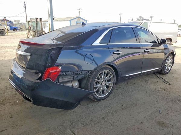 2013 CADILLAC XTS Premium