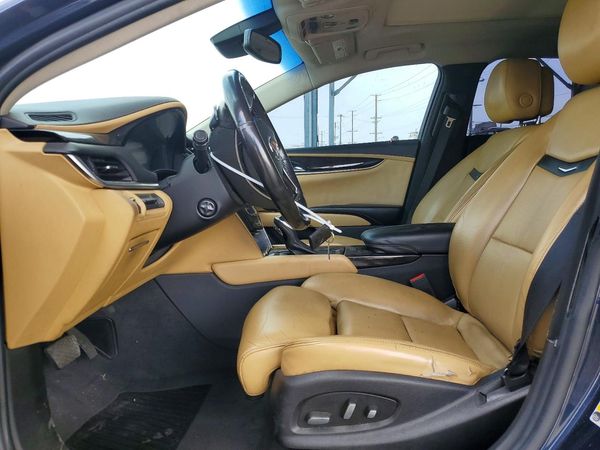 2013 CADILLAC XTS Premium