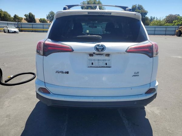 2016 TOYOTA RAV4 LE (X Grade)