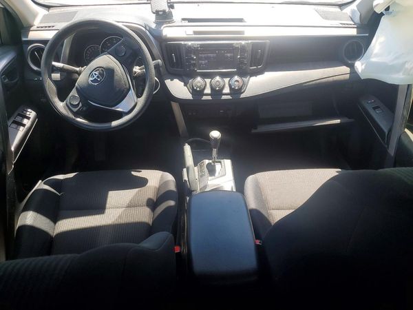 2016 TOYOTA RAV4 LE (X Grade)