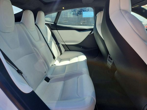 2018 TESLA MODEL S