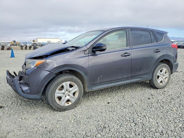 2015 TOYOTA RAV4 LE (X Grade) — Front 3/4