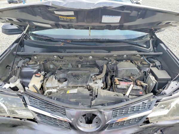 2015 TOYOTA RAV4 LE (X Grade) — Engine bay