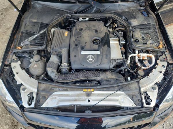 2018 MERCEDES-BENZ C C300