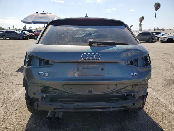 2017 AUDI Q3 quattro Premium Plus