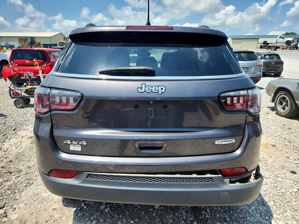 2022 JEEP COMPASS